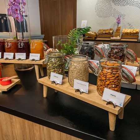 Novotel Marina Hotell 3*